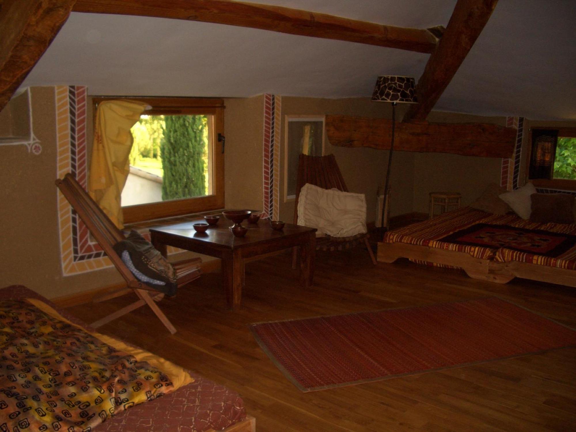 La Source, Vegetarian Guest House Chabeuil Εξωτερικό φωτογραφία